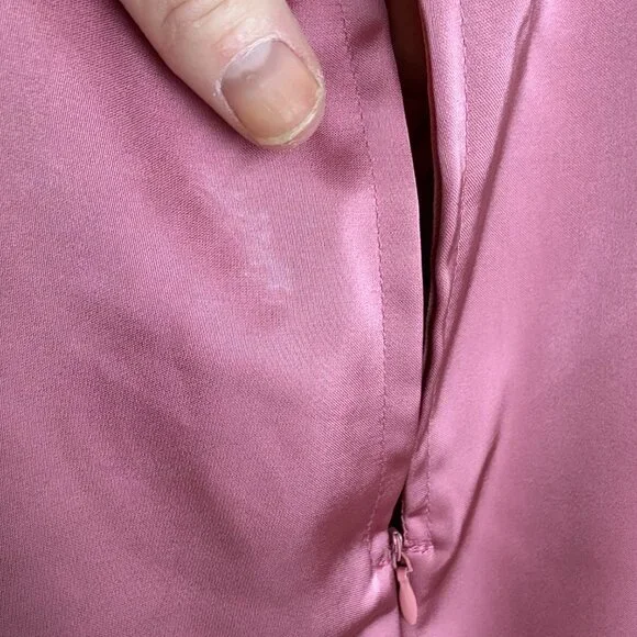 Petal & Pup Noelle Twist Front Pleated Midi Dress - Pink Large - Picture 8 of 9